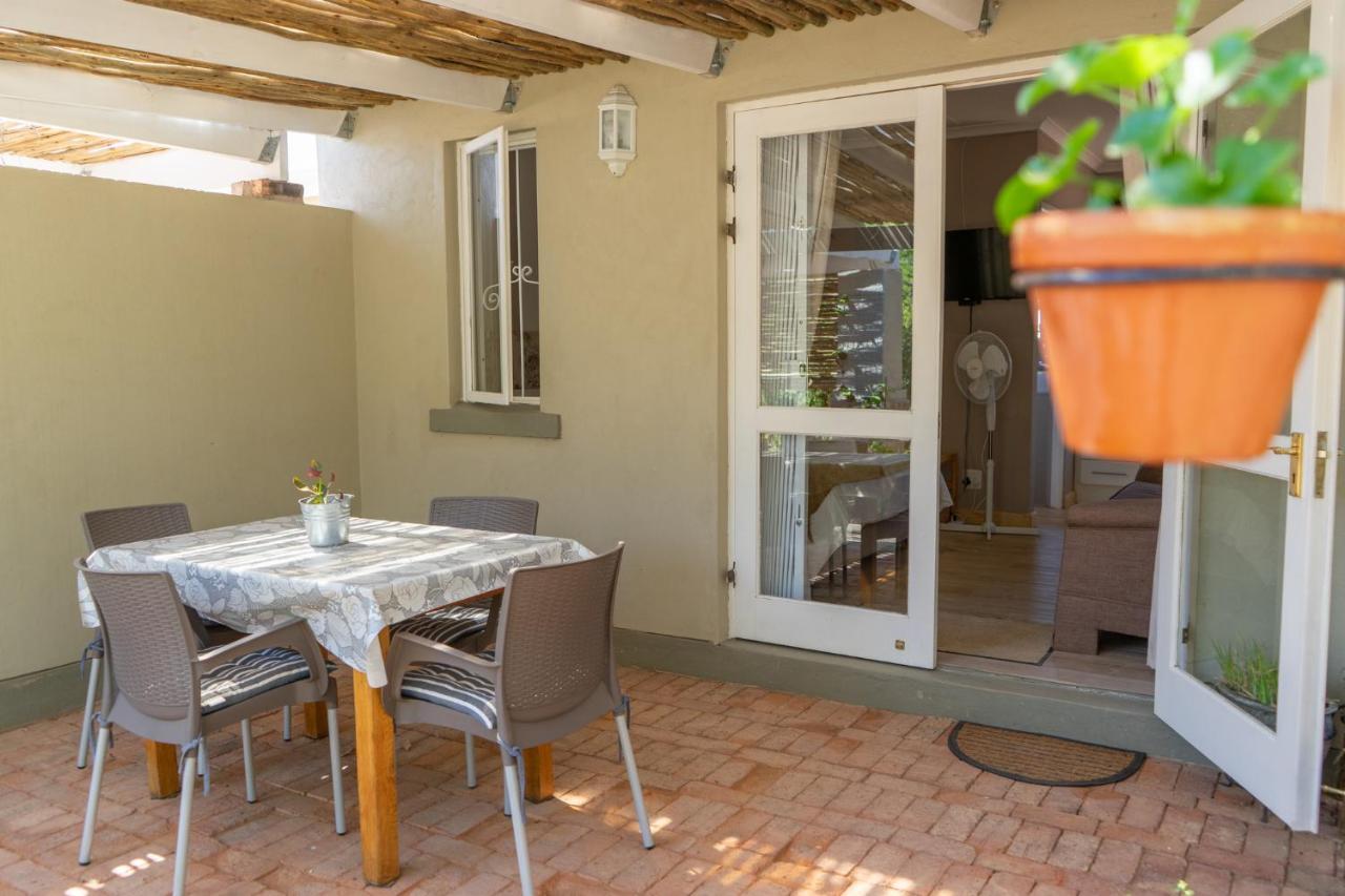 Gasteria Grange Pensionat Calitzdorp Exteriör bild